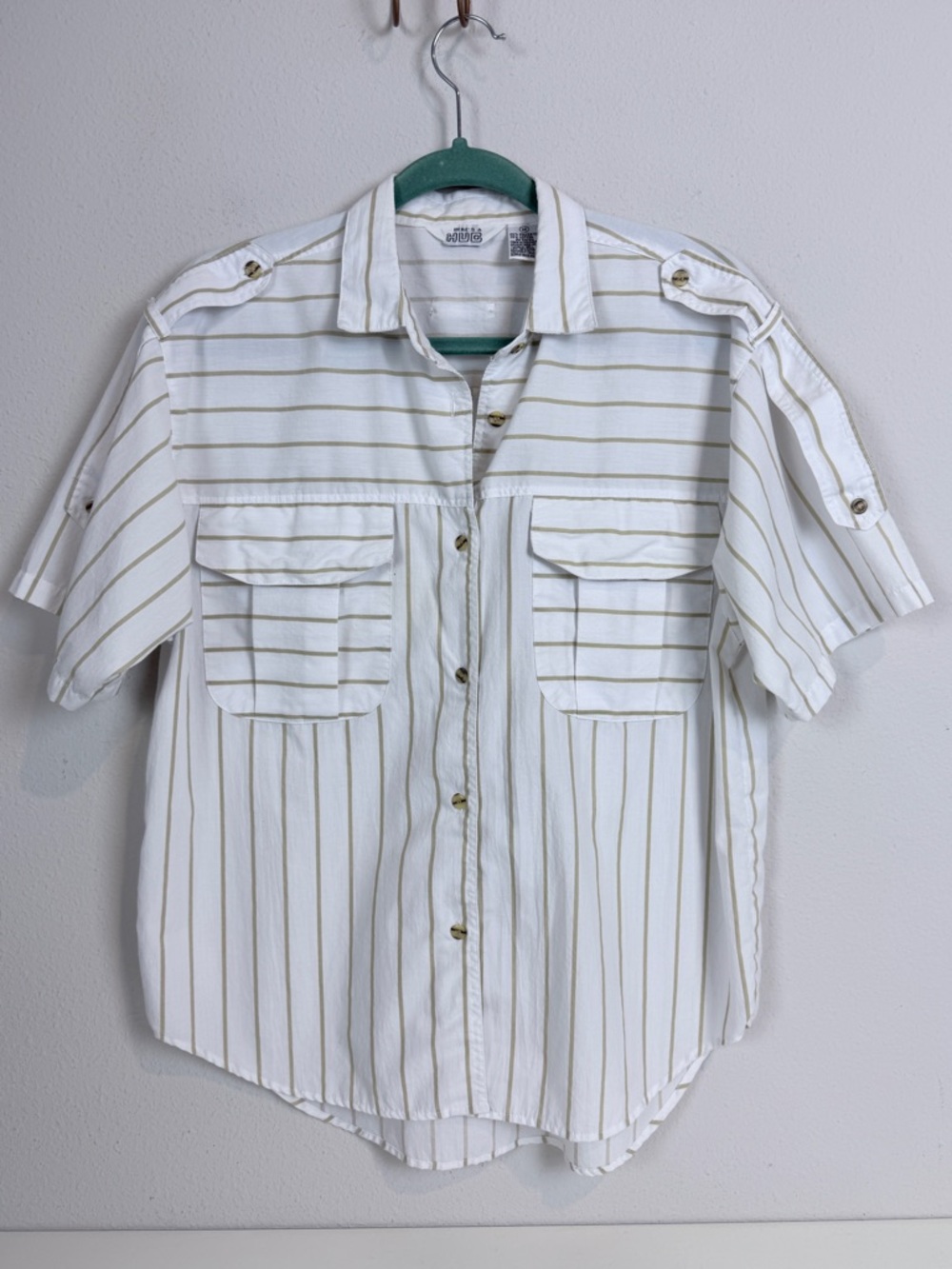 Vintage Here’s a Hug 80s Short Sleeve Button-Down Camp Shirt White Tan Striped M
